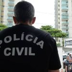 Polícia apreende adolescente que planejava ataque à escola no Rio