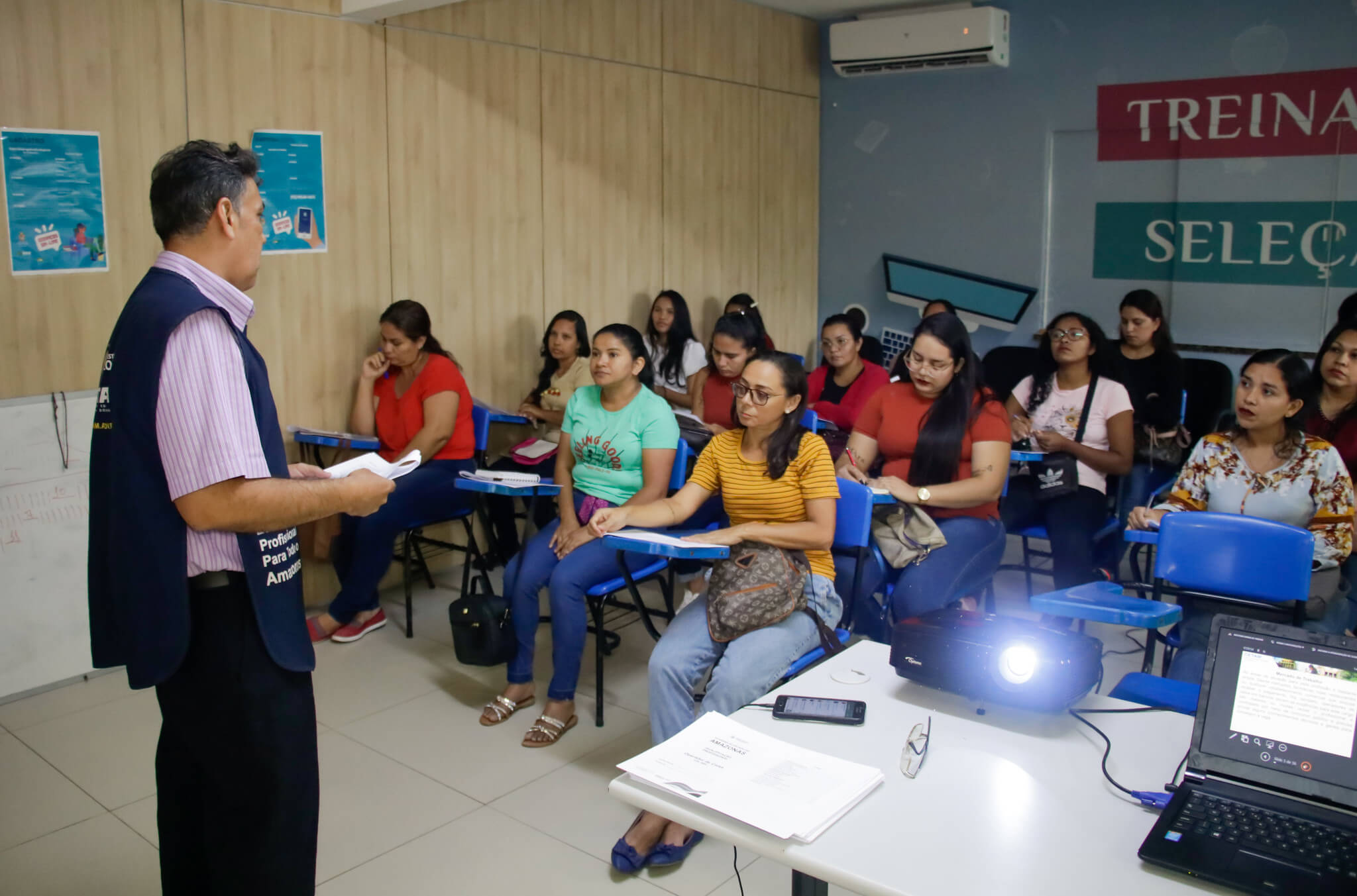 Prefeitura de Manaus oferta 64 vagas gratuitas para curso de Treinamento Básico Operacional