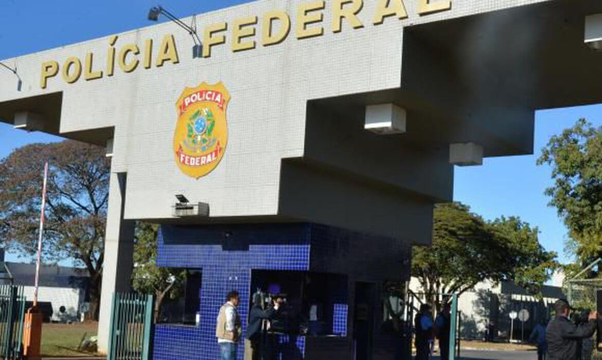Força-tarefa deflagra operação contra facção criminosa no Acre