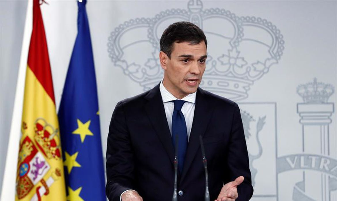 Premiê da Espanha dissolve Parlamento e antecipa eleições legislativas