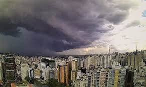 Nova frente fria deixará virada do mês com dias gelados em partes do Brasil