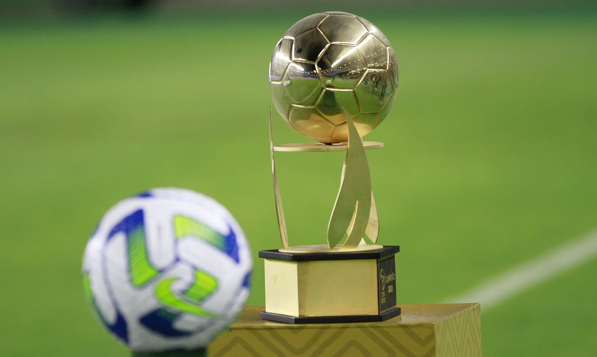 Goiás e Paysandu se enfrentam no segundo jogo da final da Copa Verde
