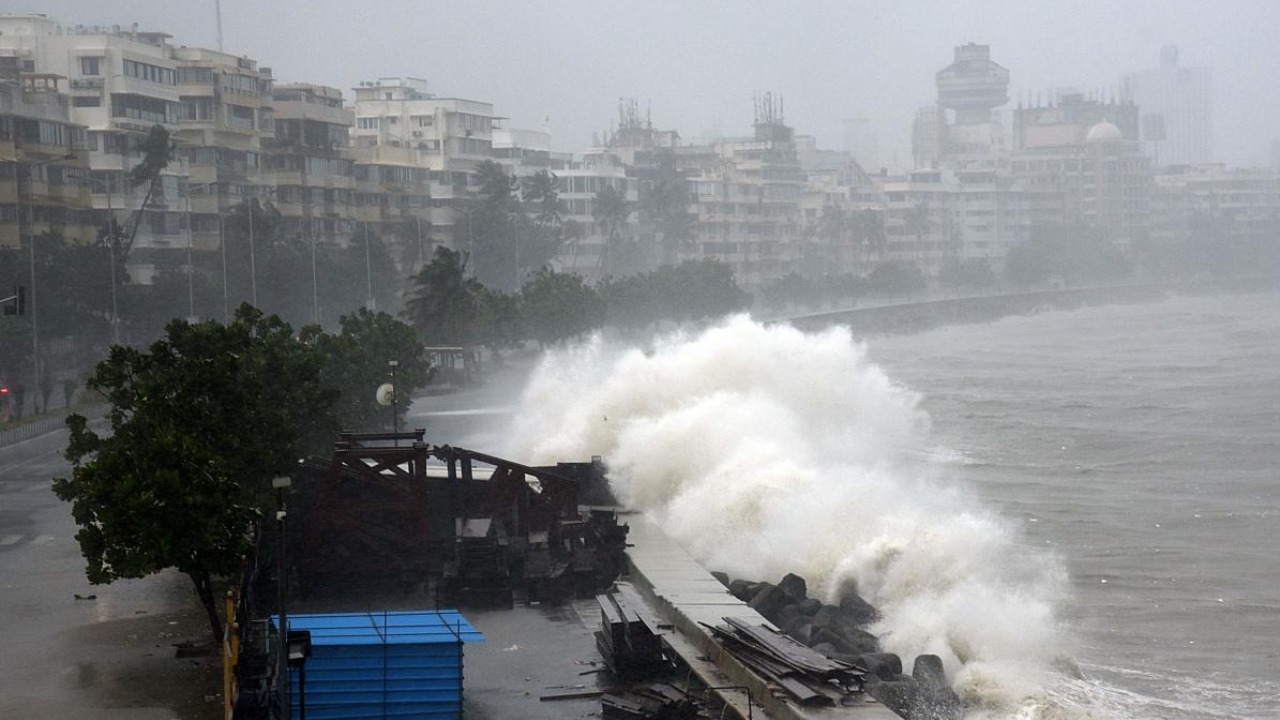 Com alertas antecipados, Índia reduz vítimas de ciclone