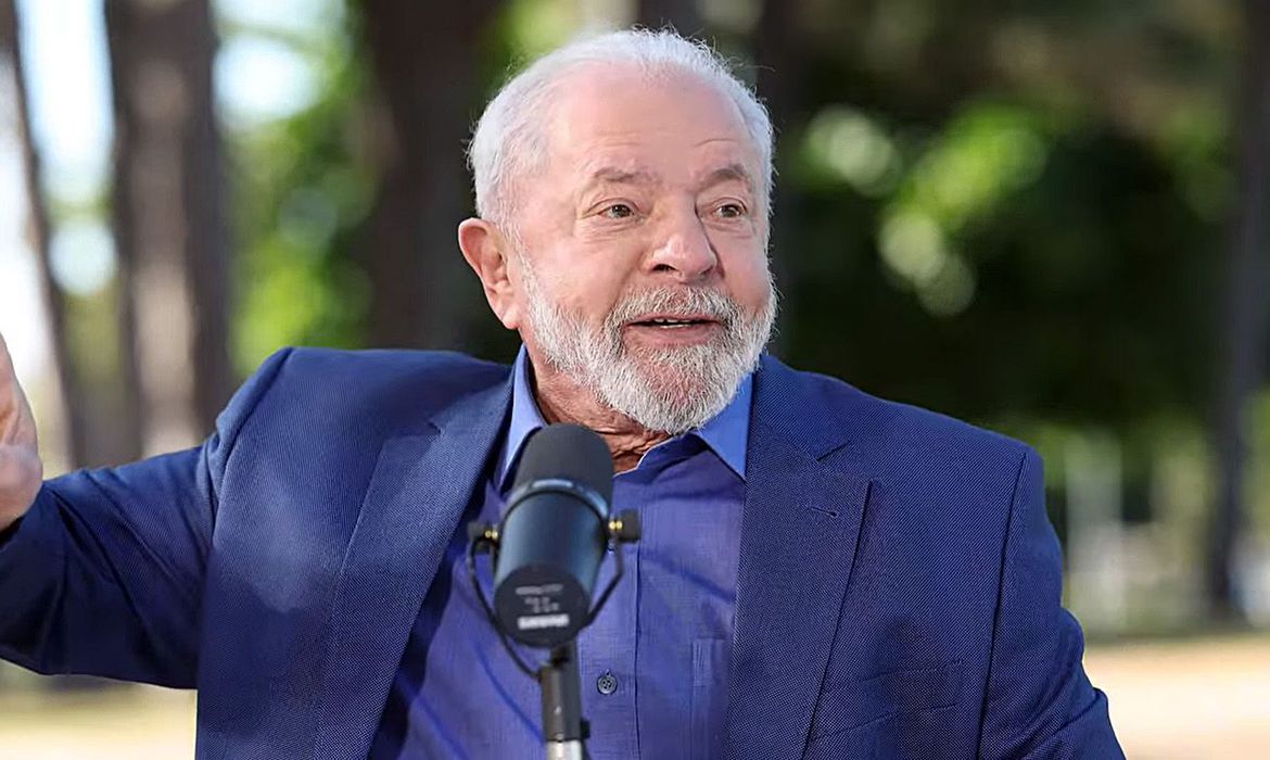 Lula quer conversar soluções para conflito na Ucrânia com o papa