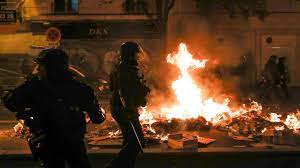 Morte de jovem pela polícia causa distúrbios nos arredores de Paris