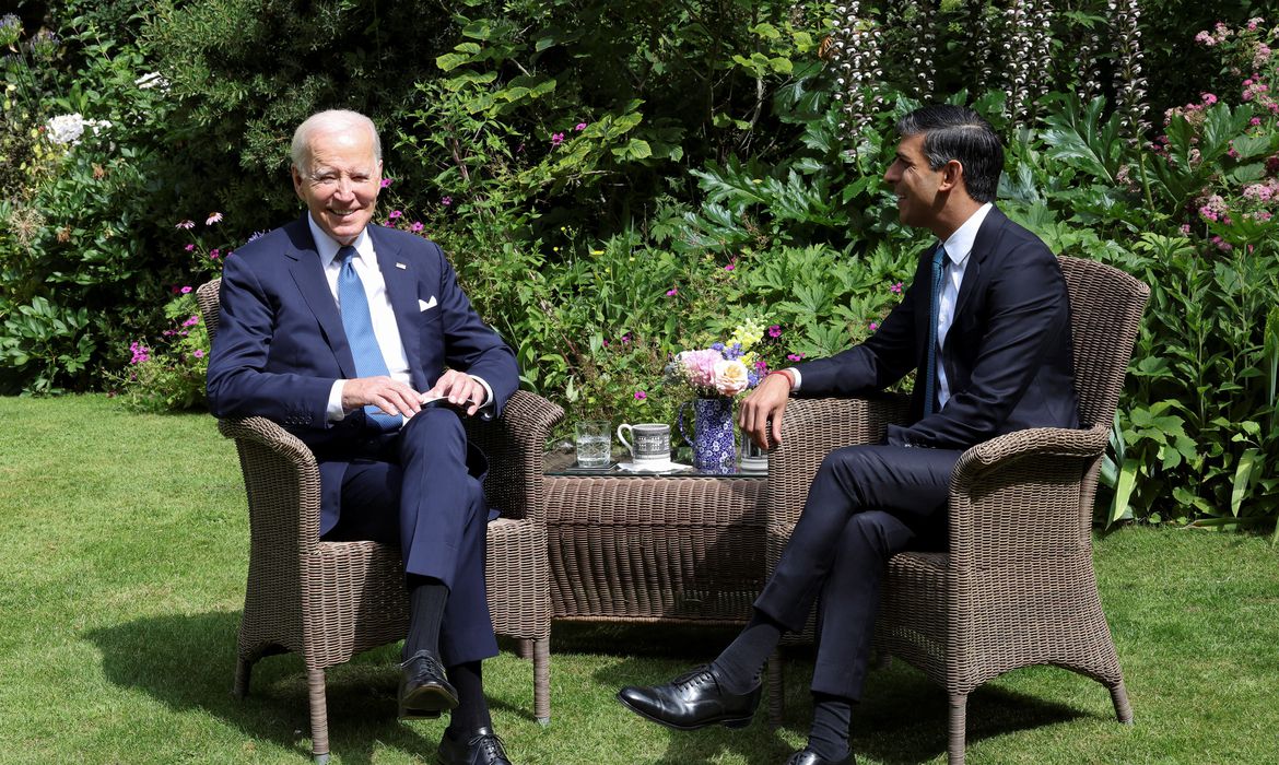 Biden se encontra com Sunak e Rei Charles antes de cúpula da Otan