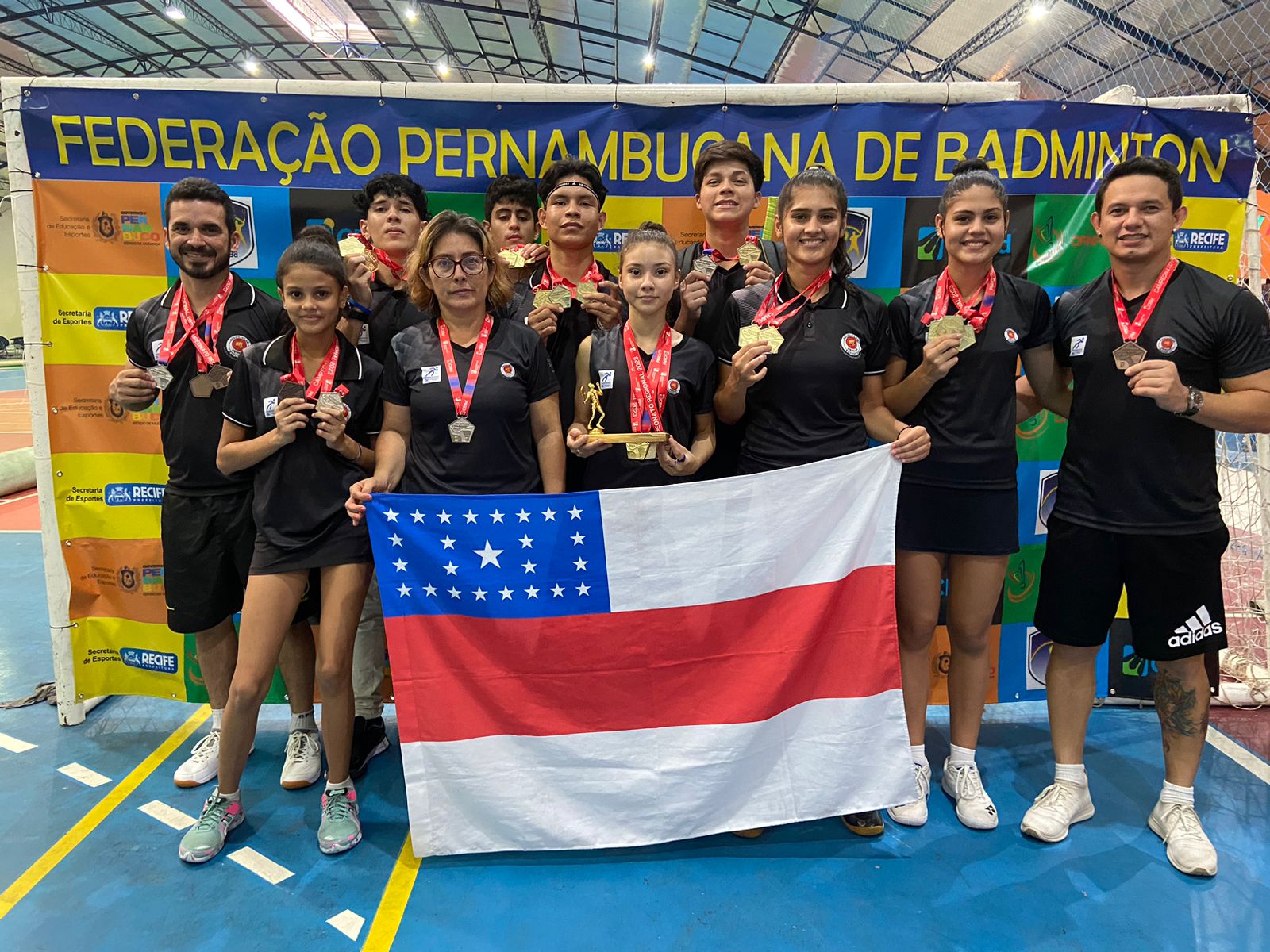 Atletas do programa ‘Manaus Olímpica’ ganham 12 medalhas no II Regional Norte-Nordeste de Badminton, em Recife